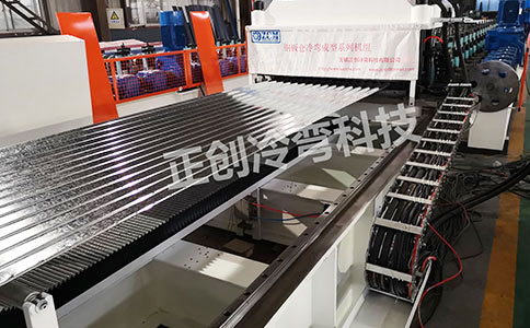 YX42-215-645閉口樓承板